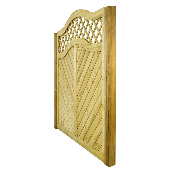 GartenLand Sichtschutzelement INNSBRUCK MASSIV - B x H: 180 x 180 cm, Holz, Fichte KDI Grün - Helles Holztor mit gewölbter Oberseite, Rautenrankgitter und diagonaler Lattenkonstruktion.