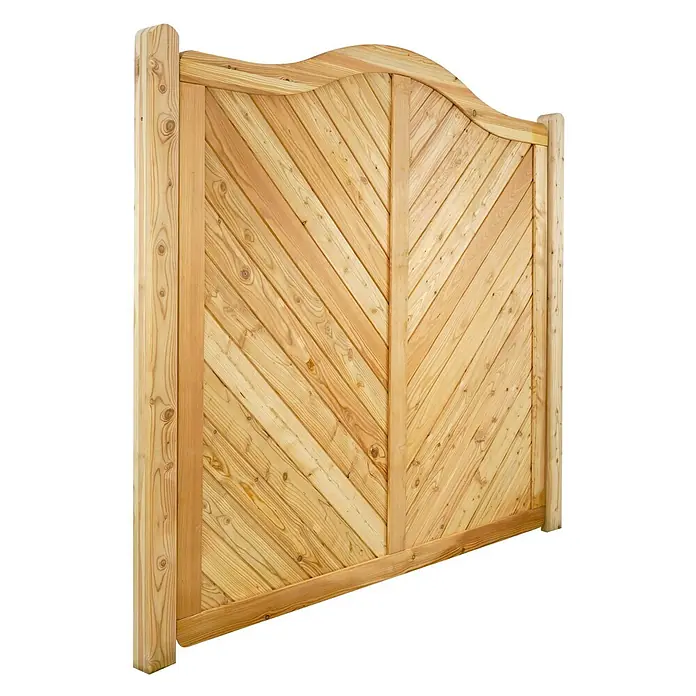 GartenLand Sichtschutzelement NIZZA - Holz, Lärche - Natürliche Holz-Gartentür mit geschwungenem Oberteil und diagonalem Fischgrätmuster.