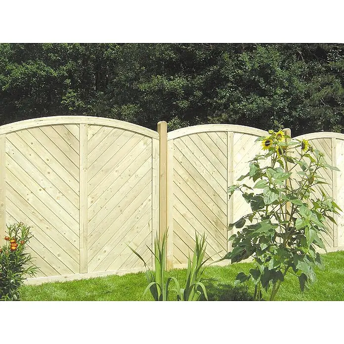 GartenLand Sichtschutzelement INNSBRUCK MASSIV - B x H: 120 x 180 cm, Holz, Fichte KDI Grün - Helle Naturholz-Gartenzaunfelder mit Bogenabschluss und diagonalem Lattenmuster.