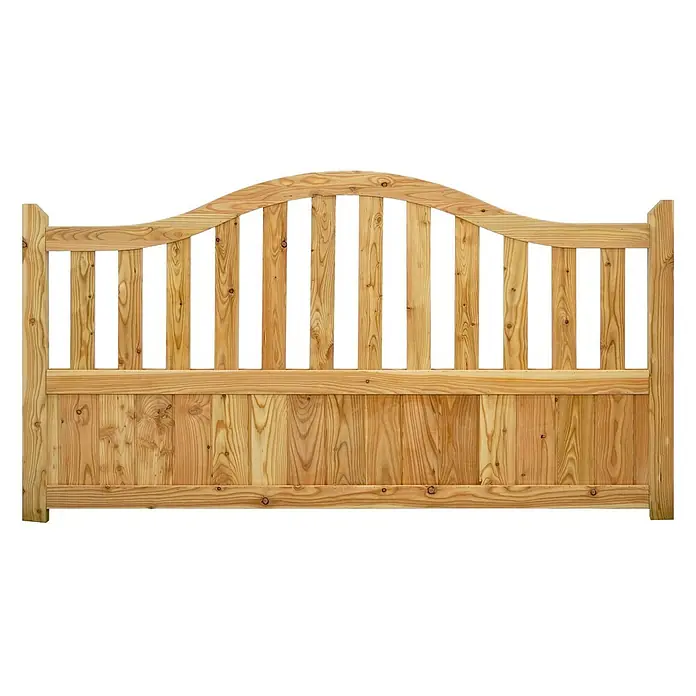 GartenLand Sichtschutzelement GRAZ - B x H: 180 x 105 cm, Holz, Lärche - Helles, braunes Holztor mit gewölbtem oberen Bereich und vertikalen Latten über einer massiven unteren Platte.