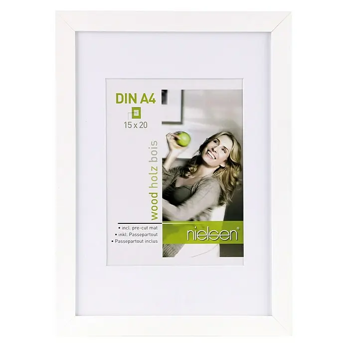 Nielsen Holzrahmen Apollo - DIN A4 / 21 x 29,7 cm, Weiß - Ein weißer Bilderrahmen mit Passepartout für Fotos im Format DIN A4 (15x20 cm), ideal zum stilvollen Präsentieren von Bildern und Drucken.
