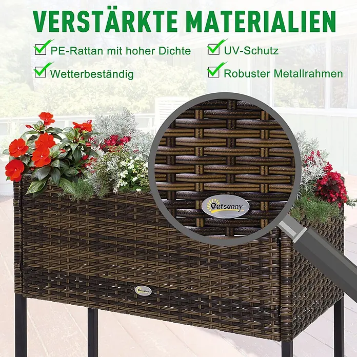 Outsunny Kräuterhochbeet - Material: Metall - Brauner PE-Rattan Pflanzkübel mit Pflanzen, der verstärkte Materialien und das Outsunny-Logo hervorhebt.