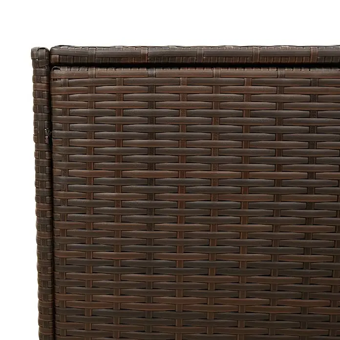Furnicato Garten-Aufbewahrungsbox - L x B x H: 55 x 127 x 59,5 cm, Braun, Kunststoff - Nahaufnahme von dunkelbraunen Rattanmöbeln, die die detaillierte Textur und einen dezenten Reißverschluss am linken Rand zeigen.