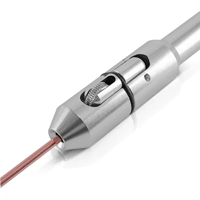 STAHLWERK Schweißbrenner-Halterung TIG Pen für Schweißstäbe 0,8-3,2 mm -  - Silbernes Metallwerkzeug mit Rändelrad, das einen kupferfarbenen Draht an seiner verjüngten Spitze festhält.