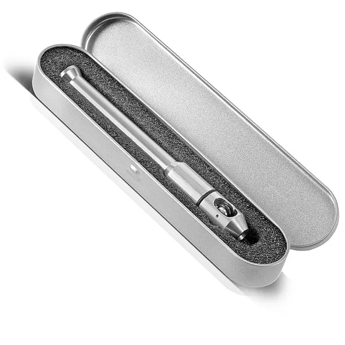 STAHLWERK Schweißbrenner-Halterung TIG Pen für Schweißstäbe 0,8-3,2 mm -  - Silbernes Präzisionswerkzeug in schwarzem Schaumstoff in einer offenen rechteckigen Metalldose.