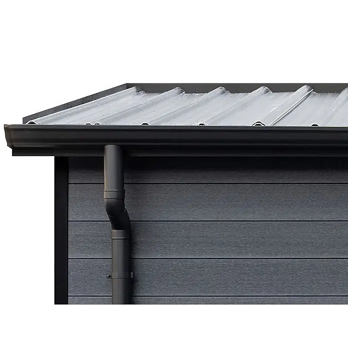Fjordholz Gartenhaus Lounge XL - Außenmaß inkl. Dachüberstand (B x T): 721,5 x 325 cm, Aluminium, Anthrazit/grau - Dunkelgraue Gebäudefassade mit Wellblechdach, schwarzer Regenrinne und Fallrohr. Horizontale graue Verkleidung.