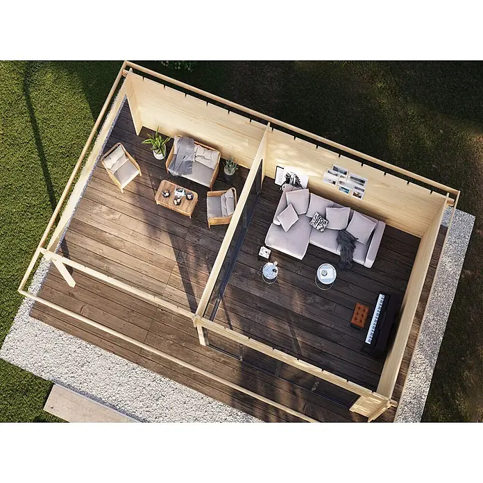 Fjordholz Gartenhaus Office IsoSlide 10 SD - Außenmaß inkl. Dachüberstand (B x T): 890 x 590 cm, Holz, Naturbelassen - Holz-Gartenhaus mit offener Lounge-Terrasse und geschlossenem Wohnbereich, möbliert.