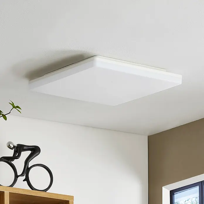 Prios Deckenleuchte Artin - L x B x H: 33 x 33 x 5 cm, weiß / opal - Weißes, quadratisches LED-Deckenlicht, leuchtend an der Decke montiert.