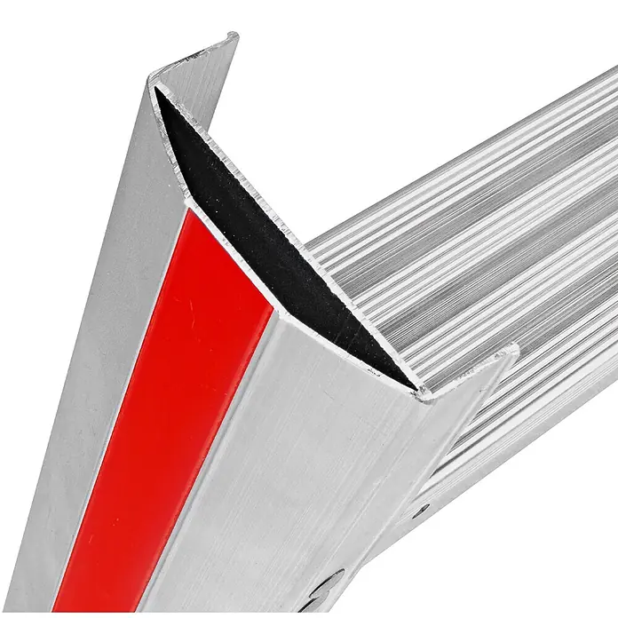 Hymer Anlegeleiter Stufenanlegeleiter mit 8-fach vollvernieteter Stufen 8 Stufen - Anzahl Tritte: 8 Stk., Arbeitshöhe: 3.140 m, Aluminium - Silbernes Aluminium-Rampenprofil mit rotem Streifen und schwarzer Anti-Rutsch-Textur.