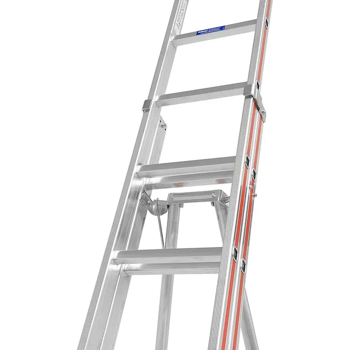 Hymer Anlegeleiter Obstbaumleiter 2x10 Sprossen - Arbeitshöhe: 5.850 m - Silberne Aluminium-Mehrzweckleiter mit roten Akzenten, in A-Stellung aufgestellt.