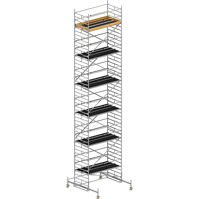 Layher Rollgerüst Rollgerüst Uni Breit Sicherheitsaufbau P2 mit Uni Telegeländer 13,38m AH - Arbeitshöhe: 13.380 m - Hoher, mehrstufiger mobiler Layher-Fahrgerüstturm mit silbernem Metallrahmen und schwarzen/orangen Plattformen auf Rollen.
