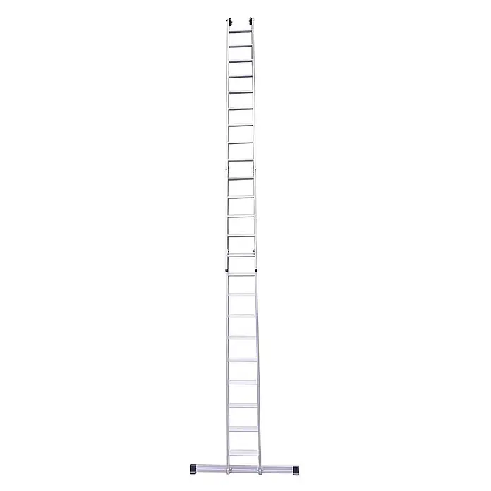 Euroline Schiebeleiter Premium 302 Stufen- Schiebeleiter 2x14 Sprossen - Anzahl Tritte: 14 Stk., Arbeitshöhe: 7.000 m, Aluminium - Silberfarbene Aluminium-Ausziehleiter mit Rollen oben und einer stabilisierenden Stange unten.