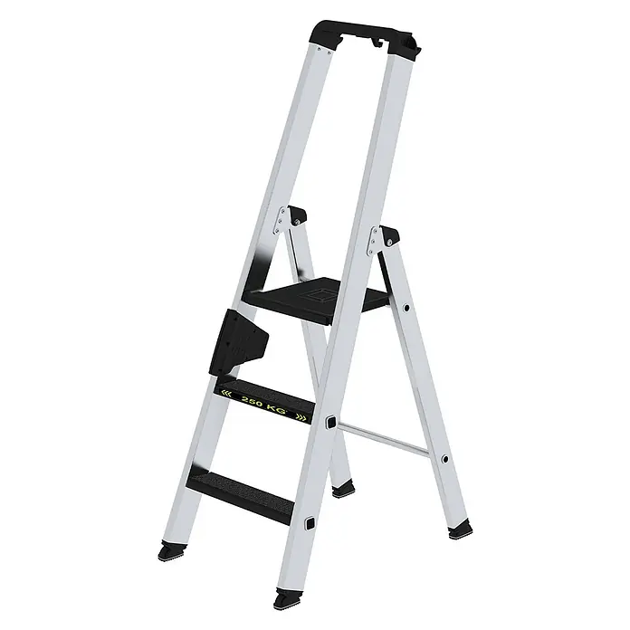 Munk Stehleiter Stehleiter mit clip-step R13 250kg, 3 Stufen - Anzahl Tritte: 3 Stk., Arbeitshöhe: 2.700 m, Aluminium - Silberne und schwarze Stehleiter mit breiten Anti-Rutsch-Stufen und stabilem Griff, belastbar bis 250 kg.