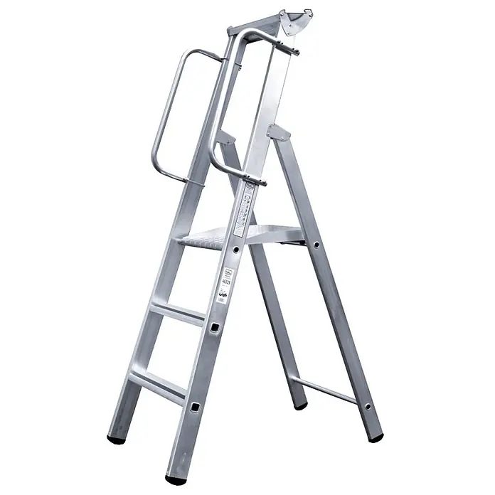 Iller Leiter Stehleiter Stufensteh mit großflächiger Sicherheitsplattform 12 Stufen - Anzahl Tritte: 12 Stk., Arbeitshöhe: 5.100 m, Aluminium - Silberne Aluminium-Klappleiter mit Sicherheitsgeländern und stabiler Plattform.