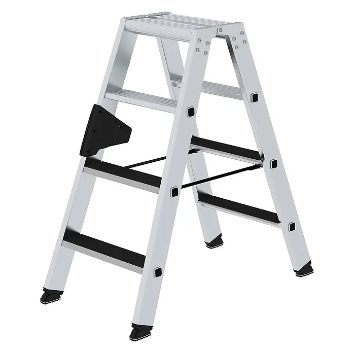 Munk Stehleiter Stehleiter beidseitig begehbar mit clip-step 2x4 Stufen - Anzahl Tritte: 4 Stk., Arbeitshöhe: 2.450 m, Aluminium - Silberne Aluminium-Klappleiter mit schwarzen Anti-Rutsch-Stufen, Füßen und Ablage.