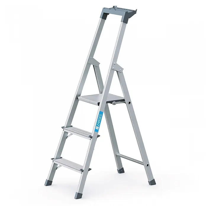 Zarges Stehleiter genietete Stehleiter eloxiert Scana S 3 Stufen - Anzahl Tritte: 3 Stk., Arbeitshöhe: 2.600 m, Aluminium - Silberne Aluminium-Klappleiter mit drei Stufen und einer Ablage.