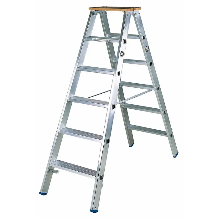 Iller Leiter Stehleiter Stufensteh mit 2x4 Stufen 2,50m AH und 2 Holzstufen als Abschluss - Anzahl Tritte: 4 Stk., Arbeitshöhe: 2.500 m, Aluminium - Aluminium-Klappleiter mit Holzplattform und blauen Fußkappen.