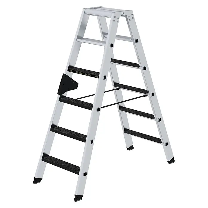 Munk Stehleiter Stehleiter beidseitig begehbar mit clip-step R13 250kg 6 Stufen - Anzahl Tritte: 6 Stk., Arbeitshöhe: 2.950 m, Aluminium - Silberne Aluminium-Klapptrittleiter mit schwarzen Anti-Rutsch-Stufen und schwarzen Füßen, ausgelegt für 250 KG.