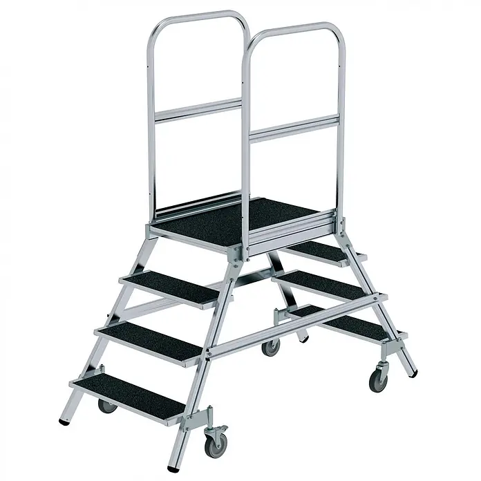 Munk Podestleiter Podestleiter fahrbar R13 Korund 2x4 Stufen - Anzahl Tritte: 4 Stk., Arbeitshöhe: 3 m, Aluminium - Silberne mobile Arbeitsplattform mit schwarzen Antirutschstufen, Handläufen und Rädern.