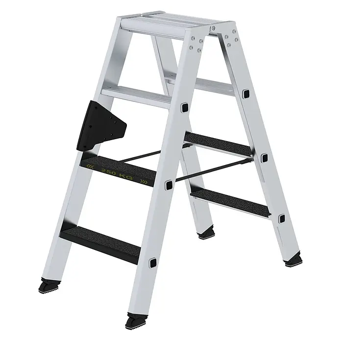 Munk Stehleiter Stehleiter beidseitig begehbar mit clip-step R13 250kg 4 Stufen - Anzahl Tritte: 4 Stk., Arbeitshöhe: 2.450 m, Aluminium - Klappbare Aluminiumleiter in Silber mit schwarzen Anti-Rutsch-Stufen und Füßen, 250 KG Tragfähigkeit.
