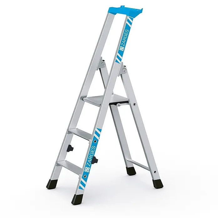 Zarges Stehleiter Nova S gebördelte Stehleiter 3 Stufen - Anzahl Tritte: 3 Stk., Arbeitshöhe: 2.600 m, Aluminium - Silberne ZARGES Trittleiter mit drei Stufen und blauen Akzenten.