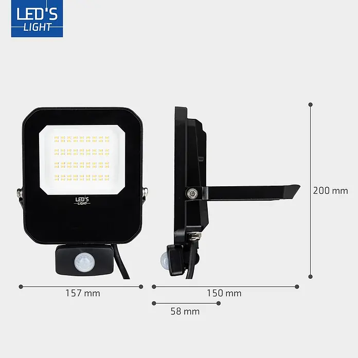 LED's work LED-Sensor-Außenwandleuchte - 30 W, L x B x H: 5,5 x 15,2 x 22 cm, Schwarz, Neutralweiß - Schwarzer LED-Fluter mit integriertem Bewegungsmelder, in Vorder- und Seitenansicht dargestellt.