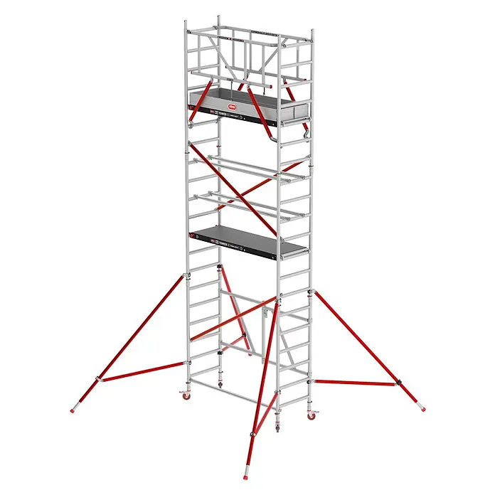 Altrex Rollgerüst Klappgerüst RS Tower 54 Aluminium Holz Plattform 0,75x1,85m ohne Safe-Quic - Arbeitshöhe: 6.800 m - Hohes, mobiles Aluminium-Rollgerüst mit schwarzen Plattformen, roten Diagonalstreben, Auslegern und Rollen für Stabilität.