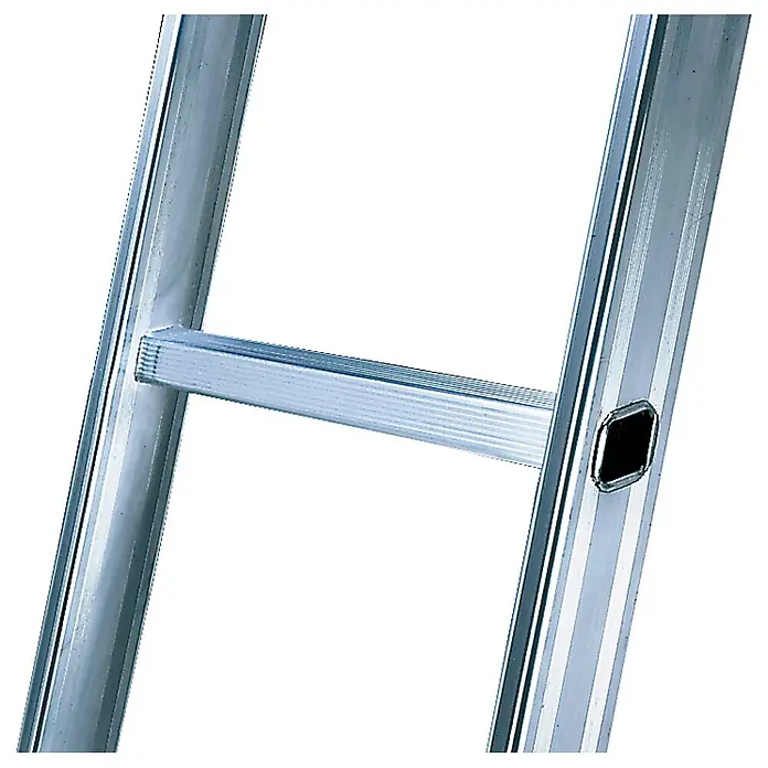 Facal Mehrzweckleiter Mehrzweckleiter SUPERPRIMA S600 3-teilig 6+7+7 Sprossen - Anzahl Tritte: 6 Stk., Arbeitshöhe: 5.950 m, Aluminium - Silberne Aluminiumleiter mit rutschfesten Sprossen und robusten Holmen.
