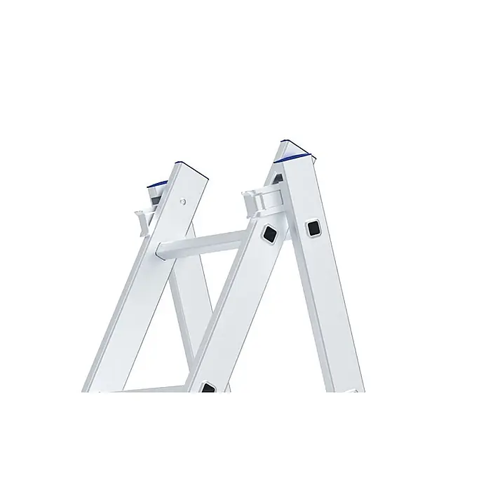 Werner Mehrzweckleiter Mehrzweckleiter 2x11 Sprossen - Anzahl Tritte: 11 Stk., Arbeitshöhe: 6.280 m, Aluminium - Oberer Teil einer Aluminium-Klappleiter mit blauen Endkappen und schwarzen Einsätzen, zeigt den Klappmechanismus.