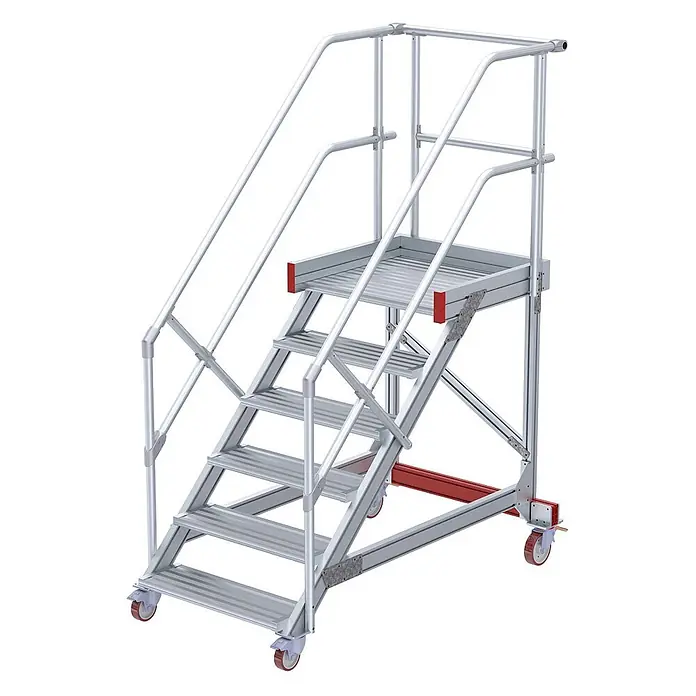 Euroline Treppenpodest 513 Wartungsbühne 45° 1000mm Stufenbreite 6 Stufen Alu gerieft - Anzahl Tritte: 6 Stk., Aluminium - Mobile industrielle Aluminium-Zugangsplattform mit Sicherheitsgeländern und roten Akzenten auf Rollen.
