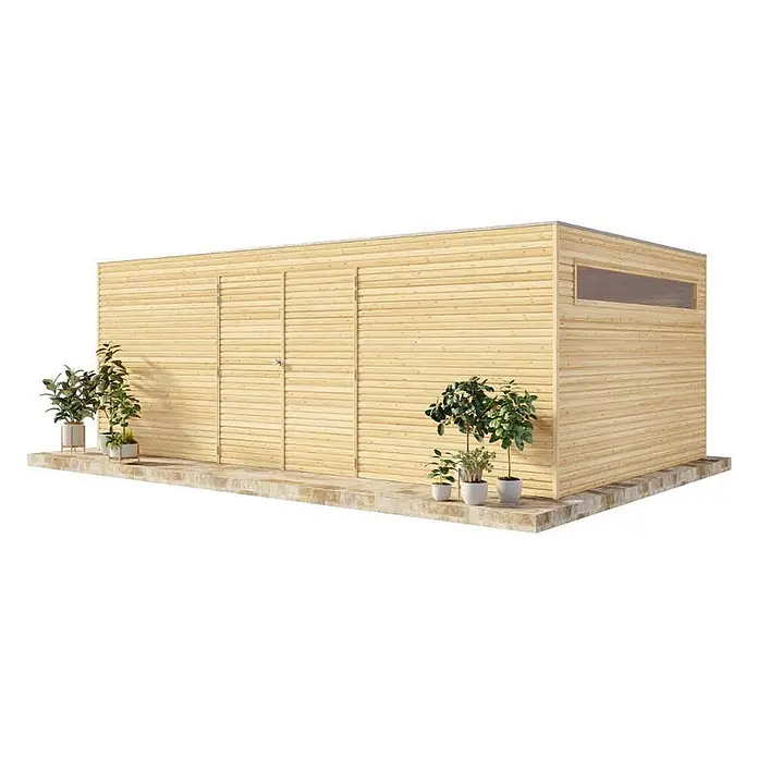 Fjordholz Gartenhaus QB - Außenmaß inkl. Dachüberstand (B x T): 510 x 300 cm, Holz, Braun - Heller Holzgeräteschuppen mit horizontaler Verkleidung, mehreren Türen und einem langen horizontalen Fenster auf Betonfundament.