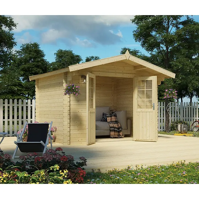 Fjordholz Gartenhaus Kenly 28 - Außenmaß inkl. Dachüberstand (B x T): 320 x 250 cm, Holz, Naturbelassen - Helle Holz-Gartenhütte mit offener Front und Sitzgelegenheiten, auf einer Holzterrasse im Garten.