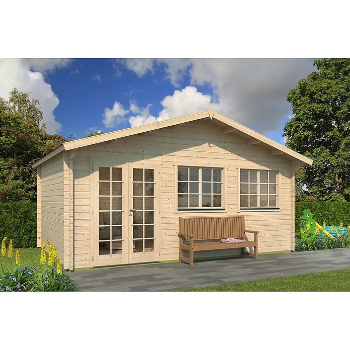 Fjordholz Gartenhaus Rolf 44 B Farblose Imprägnierung - Außenmaß inkl. Dachüberstand (B x T): 598 x 400 cm, Holz, Naturbelassen - Hellholz Gartenhaus mit Doppeltür und zwei Fenstern, auf einer Terrasse im Garten mit Holzbank.