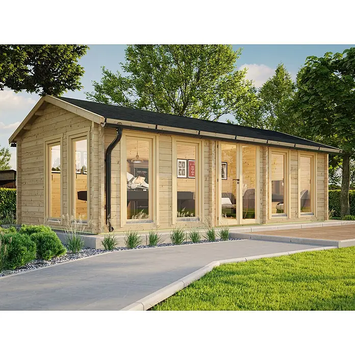 Fjordholz Gartenhaus Helena 70 A - Außenmaß inkl. Dachüberstand (B x T): 820 x 418 cm, Holz, Naturbelassen - Holzgartenhütte mit großen Glasflächen und dunklem Dach in einer Außenumgebung.