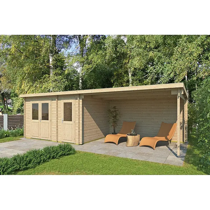 Fjordholz Gartenhaus Gent 28 D Farbbehandlung Lichtgrau - Außenmaß inkl. Dachüberstand (B x T): 781 x 298 cm, Holz, Naturbelassen - Holz-Gartenschuppen mit integrierter überdachter Terrasse und zwei Liegestühlen.