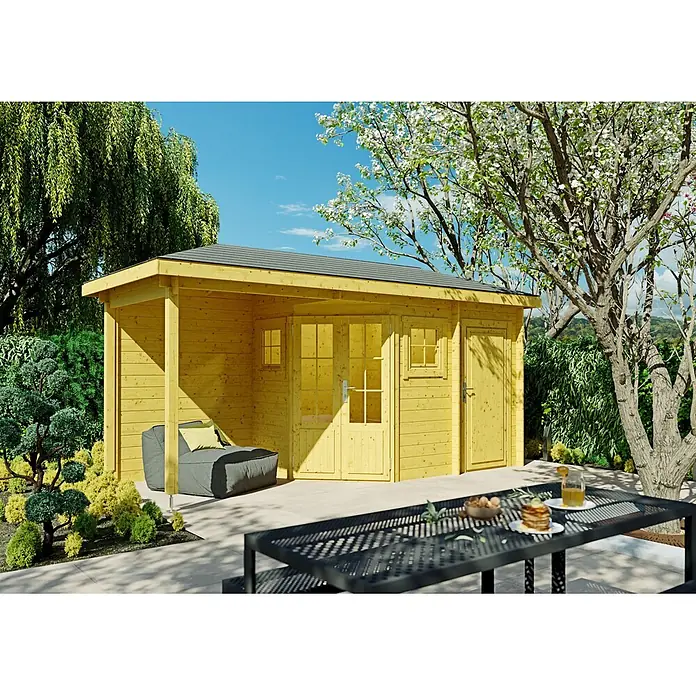 Fjordholz Gartenhaus Evelyn 1E - Außenmaß inkl. Dachüberstand (B x T): 500 x 200 cm, Holz, Naturbelassen - Heller Holzgartenpavillon mit überdachter Veranda und Sitzbereich in einem sonnigen Garten.