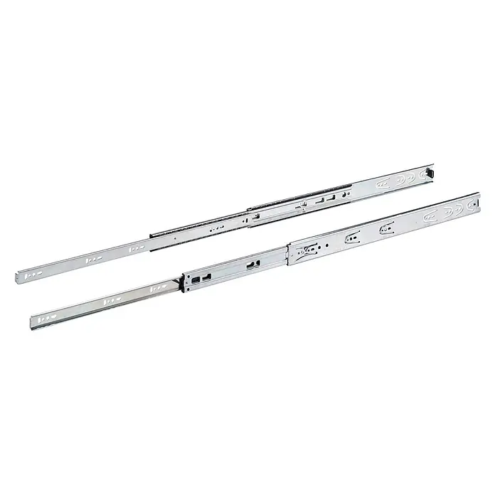 Hettich Schubladenführung - Einbaulänge: 554 mm, Traglast: 45 kg, Vollauszug, Verzinkt - Zwei silberfarbene Vollauszug-Schubladenschienen.