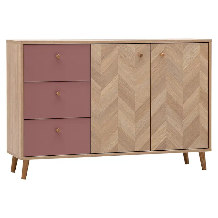 Schildmeyer Visby Sideboard - L x B x H: 33 x 109 x 73,9 cm, Mauve, Anzahl Schubladen: 3 Stk., Anzahl Türen: 2 Stk. - Holzschrank mit drei rosa Schubladen und zwei Holztüren mit Fischgrätmuster, auf schrägen Beinen.