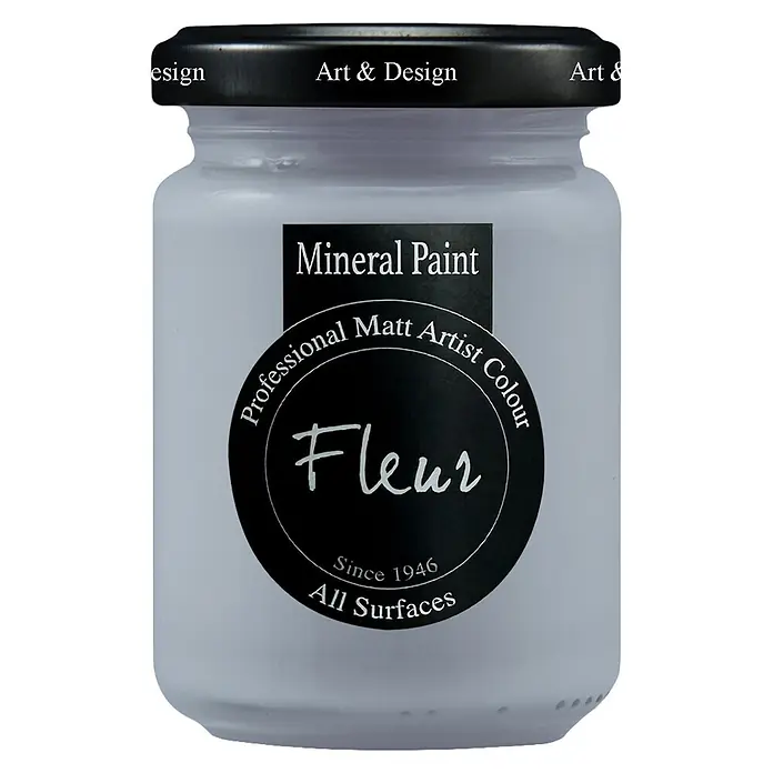 Fleur Pintura mineral - Hampton Blue, 130 ml, Mate - Bote de pintura mineral blanca con tapa y etiqueta negras, 'Fleur Professional Matt Artist Colour'.