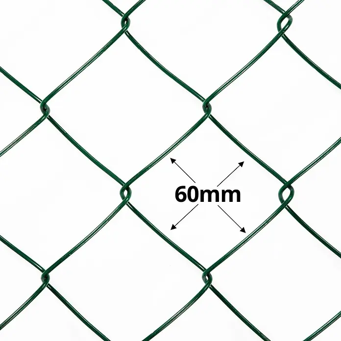 Floordirekt Maschendrahtzaun - 15 x 1 m, Grün - Nahaufnahme eines grünen Maschendrahtzauns mit einer 60mm Maschenweite.