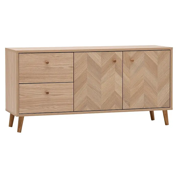 Schildmeyer Visby Lowboard - L x B x H: 33 x 109 x 54,1 cm, Eiche - Helles Holz-Sideboard mit zwei Schubladen und zwei Schranktüren mit Fischgrätmuster, auf konischen Beinen.