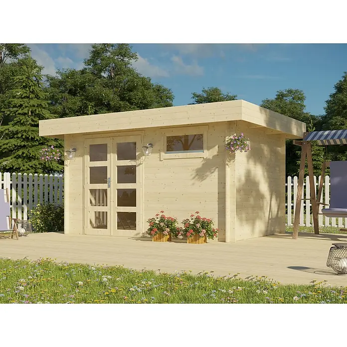 Fjordholz Gartenhaus Christina 28 - Außenmaß inkl. Dachüberstand (B x T): 390 x 270 cm, Holz, Naturbelassen - Gartenhaus aus hellem Naturholz mit Doppeltüren und Flachdach, auf einer Holzterrasse im Garten.