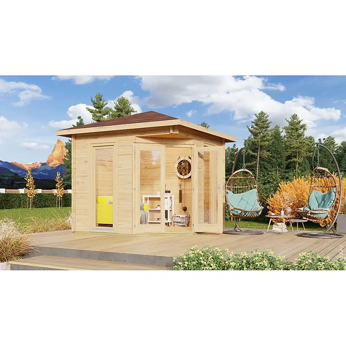 Fjordholz Gartenhaus Nelly 44 D Farblose Imprägnierung - Außenmaß inkl. Dachüberstand (B x T): 298 x 298 cm, Holz, Naturbelassen - Helle Holzhütte mit Terrasse und Gartenmöbeln in einer malerischen Landschaft.