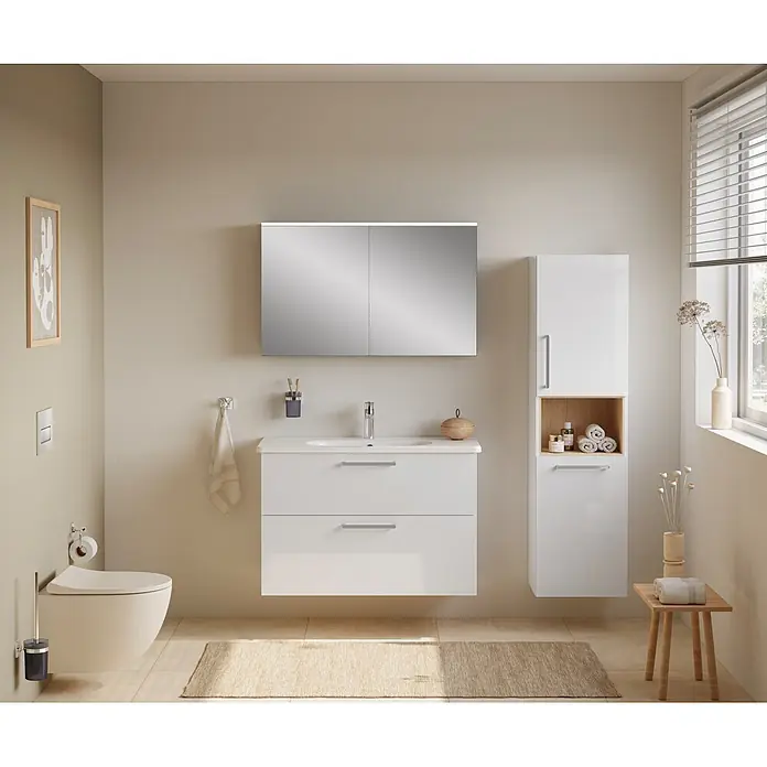 VitrA Badmöbel-Set Root Flat - B x T x H: 100 x 45 x 65 cm, Weiß, Hochglänzend - Modernes, weißes Badmöbel-Set mit Waschtisch, Spiegelschrank und hohem Stauraumschrank in hellem Badezimmer.