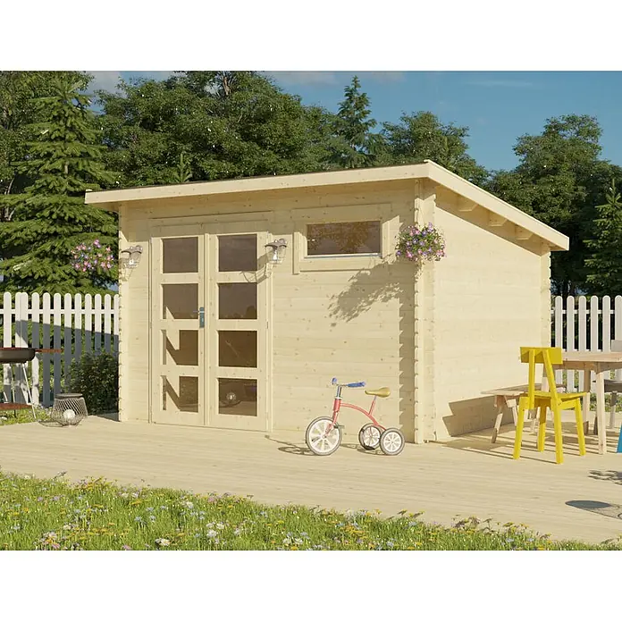 Fjordholz Gartenhaus Carina 28 - Außenmaß inkl. Dachüberstand (B x T): 355 x 294 cm, Holz, Naturbelassen - Helles Holzgartenhaus mit Doppeltür und Fenster, auf einer Terrasse im sonnigen Garten.