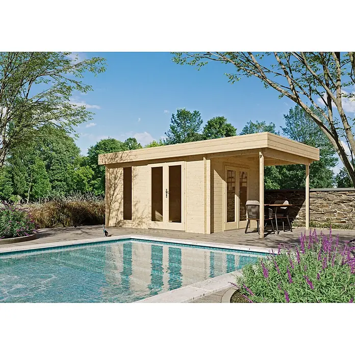 Fjordholz Gartenhaus Jesse 28 - Außenmaß inkl. Dachüberstand (B x T): 575 x 320 cm, Holz, Naturbelassen - Helles Holz Gartenhaus mit integrierter überdachter Terrasse am Schwimmbad.