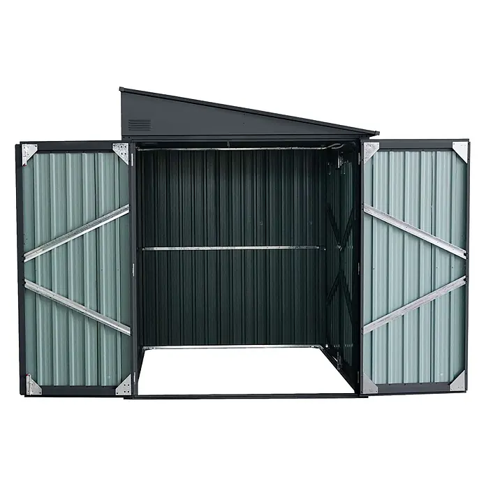 StarLine Metall Gerätehaus Slope 3,82 m² - Außenbreite inkl. Dachüberstand: 236 cm, Außentiefe inkl. Dachüberstand: 162 cm, Metall, Anthrazit - Dunkelgraues und dunkelgrünes Wellblech-Gartenhaus mit geöffneten Türen, das eine interne Stützstange zeigt.