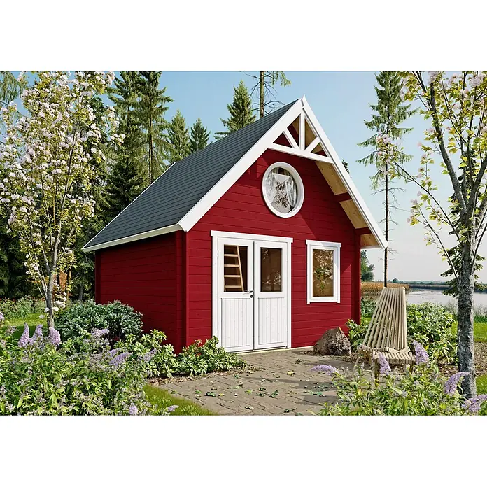 Fjordholz Gartenhaus Kjell 44 - klassisches Gartenhaus - Außenmaß inkl. Dachüberstand (B x T): 418 x 418 cm, Holz, ohne Imprägnierung - Roter Gartenpavillon mit weißen Akzenten und dunklem Dach, mit Doppeltüren und Rundfenster, in grüner Gartenumgebung am See gelegen.
