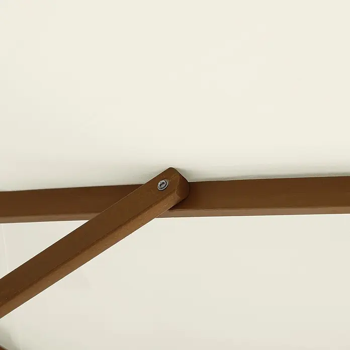 Outsunny Balkonschirm rund - Cremeweiß, Durchmesser Bespannung: 250 cm - Braune Holzstützbalken, mit einer Metallschraube verbunden.