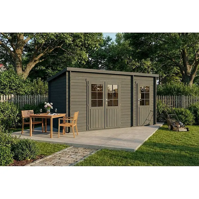 Alpholz Gartenhaus Maria - Außenmaß inkl. Dachüberstand (B x T): 450 x 272 cm, Holz, Grau - Großes graues Holzgartenhaus mit Doppel- und Einzeltüren, auf einer Terrasse in einem üppigen Garten.